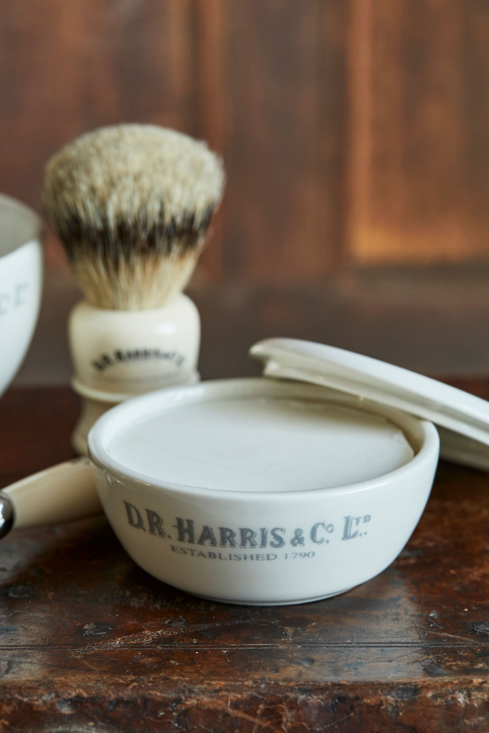 Earthenware Shaving Soap Bowl with Lid - Image 4
